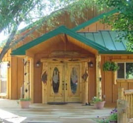 Lodge-Front-Entrance